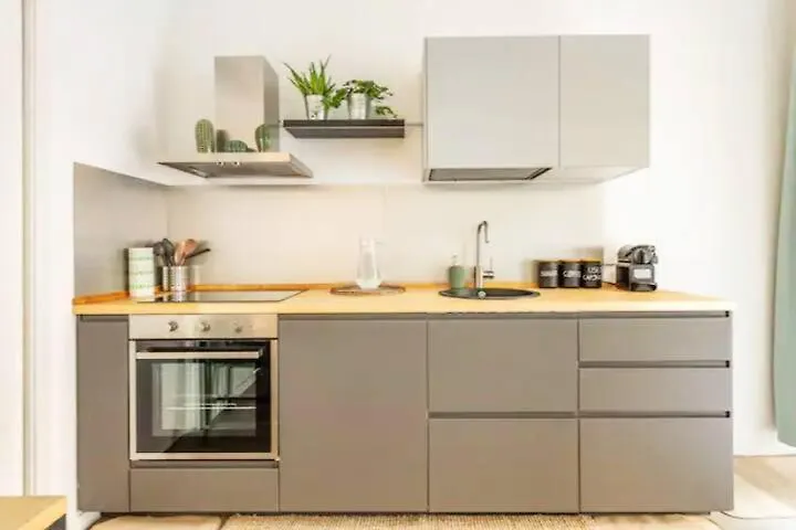 Green-Oasis Milan Apartment